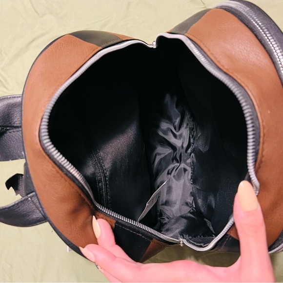 NWT Demon Slayer Pin Collector Mini Backpack - Picture 4 of 4